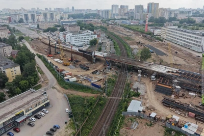 На путепроводе у «Мориона» завершили монтаж правой части моста