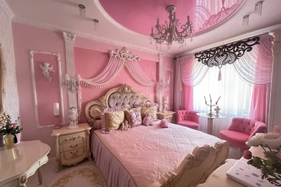 В Кемерове продают розовую квартиру как у Барби