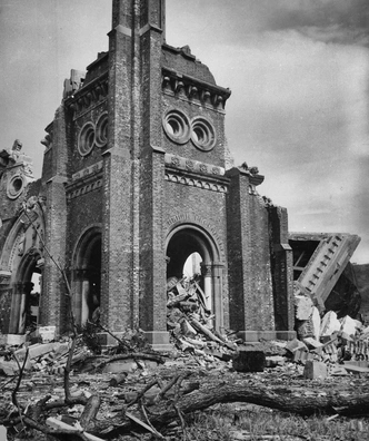 Что стало с Хиросимой и Нагасаки после атомной бомбардировки в 1945 году и кто там живет сейчас