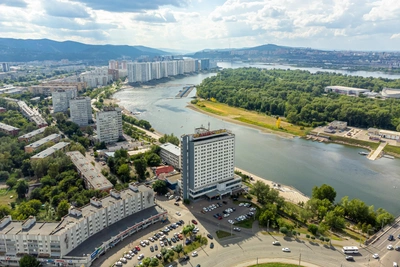 На Матросова перекроют дорогу из-за аварии