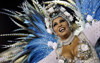 Танцуют все: как работает самая знаменитая школа самбы в Бразилии