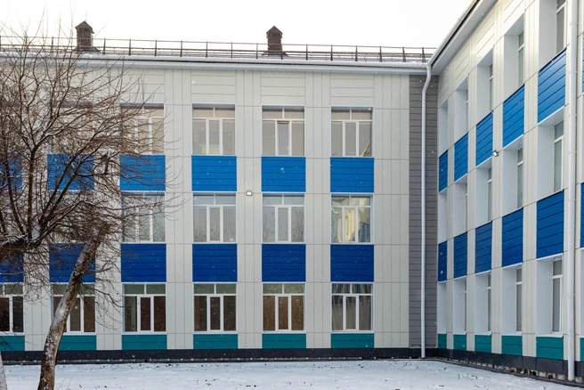 Работы в школе № 79 стали частью большого проекта | Источник: «Омск Сайдинг Инвест»