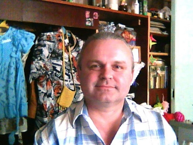Мужчина зарабатывал тем, что занимался интернет-рекламой | Источник: социальные сети Александра Чередникова