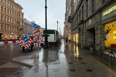 Тротуар на Старо-Невском обновляют до ноября