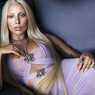 Леди Гага подтвердила участие в кампании Versace