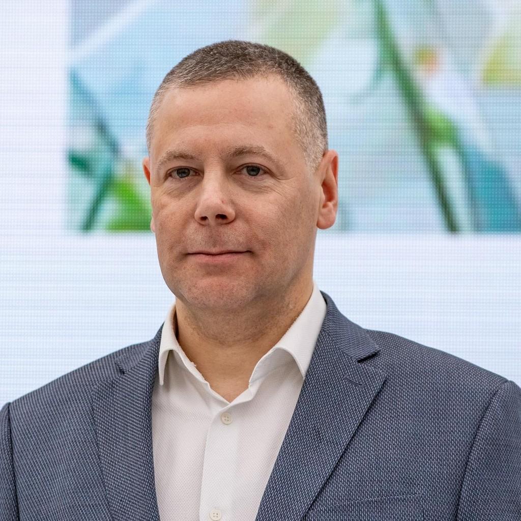 <p>Михаил Евраев </p>