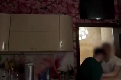 Тюменец избил приятеля во время прямой трансляции