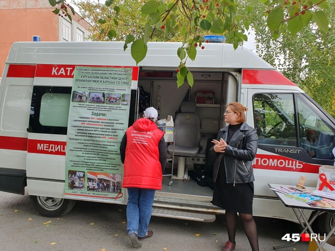 Или же провериться на ВИЧ — результат выдавали спустя 15 минут | Источник: Алёна Кисель