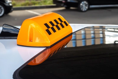 Число таксистов в Петербурге выросло на 24,5% с начала года