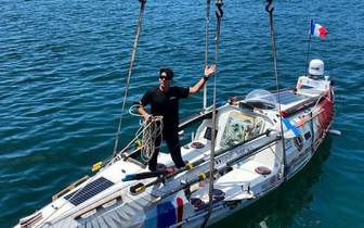 «Я рад, что выжил и могу рассказать о своем опыте»: как французский путешественник (почти) переплыл Тихий океан на весельной лодке