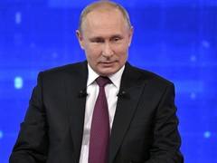 Владимир Путин заявил о стабилизации ситуации с пандемией, но высокой вероятности ее второй волны