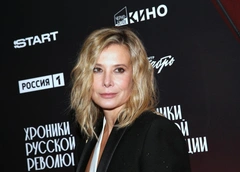 Юлия Высоцкая отрицает провалы на кухне: «Вообще-то, сырники действительно отличные!»