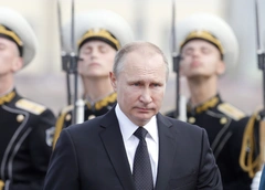 Сергей Шойгу отчитался Владимиру Путину об окончании частичной мобилизации в России