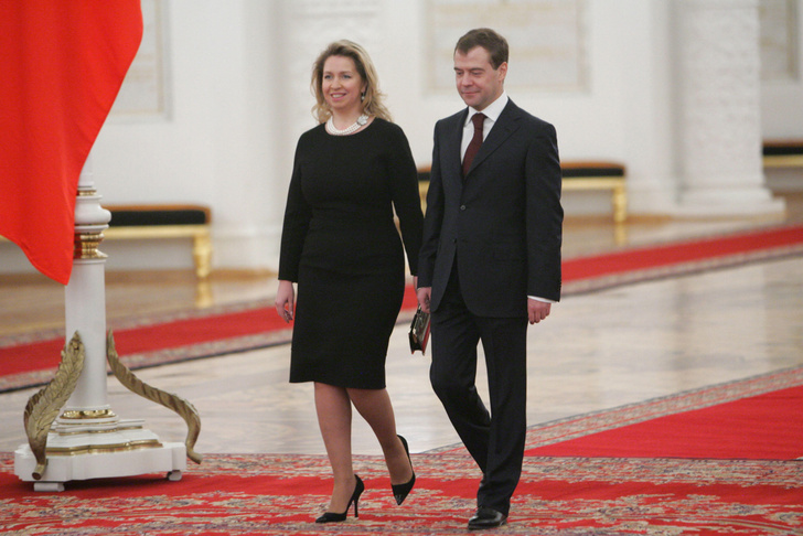 Ювелирный стиль и самые дорогие украшения Светланы Медведевой
