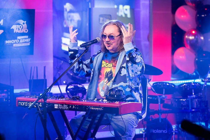 Игорь Николаев: новая песня о «благоверной» и золотой приз для слушателей! | www.starhit.ru