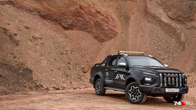 По итогам прошлого года продано около 3000 пикапов JAC T9, что весьма неплохо: скажем, более дешевый Sollers ST6 расходился немногим лучше. Впрочем, лидер сегмента GW Poer нашел 4,7 тысячи покупателей, «УАЗ-Пикап» — 4,1 тысячи | Источник: Артем Краснов