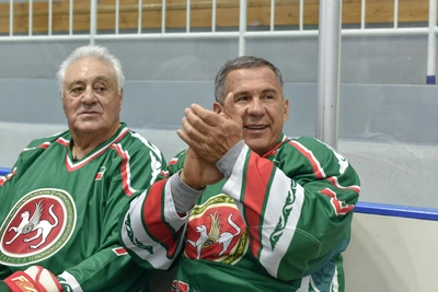 Эспозито советовал Минниханову в хоккее, не ведая о его статусе