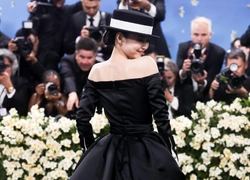 Met Gala 2025: 10 лучших фото Дженни Ким из BLACKPINK