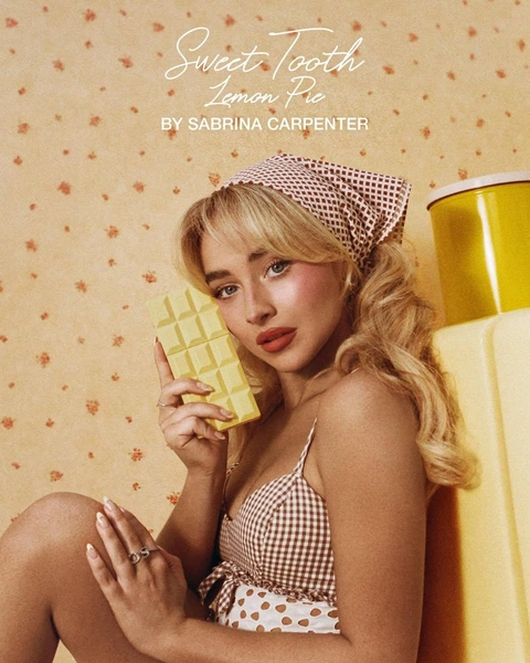 Сабрина карпентер парфюм | Источник: Instagram / sabrinacarpenter
