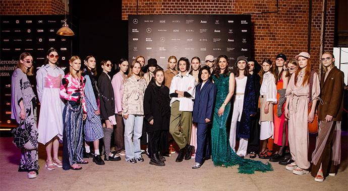 Переосмыслить моду вместе с «Ласка»: коллекция из секонд-хенд одежды была представлена на Неделе моды Mercedes-Benz