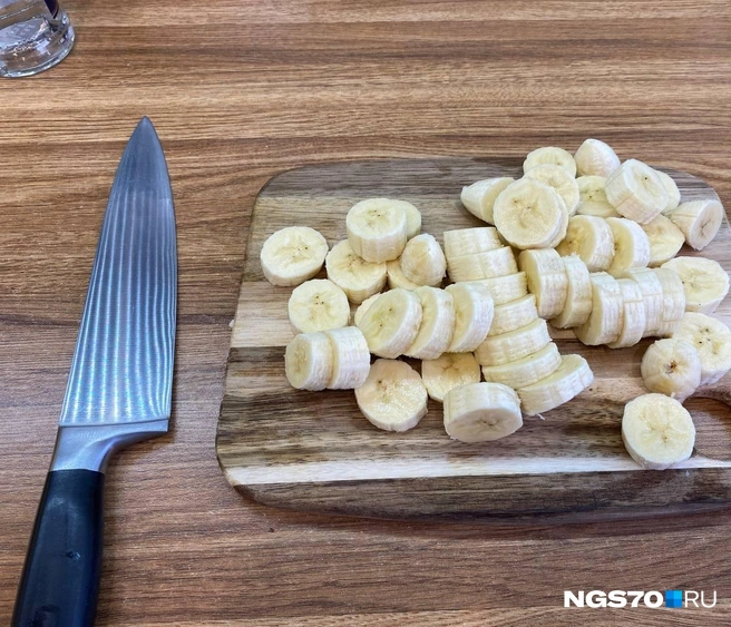 Бананы лучше выбирать спелые  | Источник: Мария Лобанова / NGS70.RU 