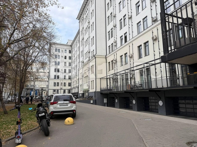 Двор дома | Источник: Вера Борисова / MSK1.RU
