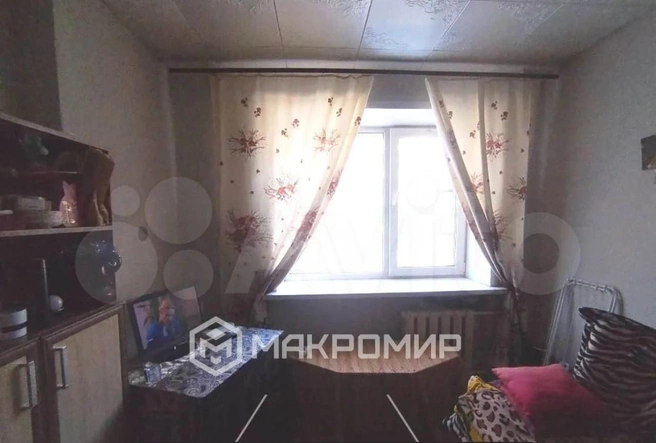 Ремонт в этой квартире явно не будет лишним | Источник: Avito.ru