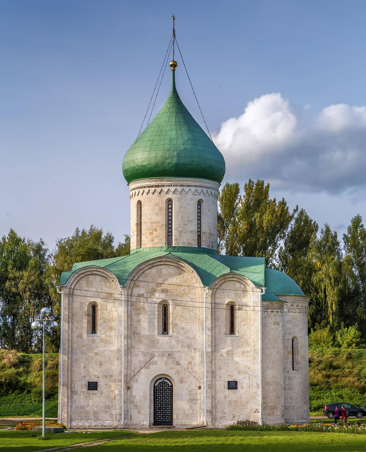 Кирхи, цитадели, храмы и башни: посмотрите на выдающиеся памятники средневековой архитектуры России