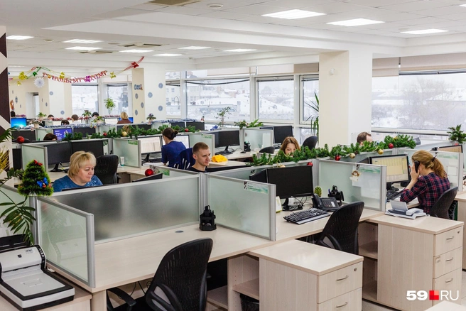 Фото сделано в январе, все помещения центра празднично украшены | Источник: Тимофей Калмаков