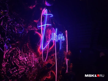 Фотозона на входе | Источник: Михаил Мечев / MSK1.RU