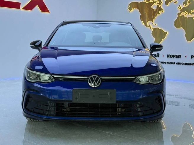 Volkswagen Golf: 2022 год, передний привод и 1,4-литровый турбомотор мощностью 150&nbsp;л.&nbsp;с., пробег 39&nbsp;300&nbsp;км&nbsp;— цена под ключ от 1&nbsp;900&nbsp;000 рублей | Источник: CarexKorea