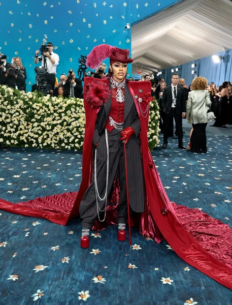 красная дорожка Met Gala 2025  | Источник: X