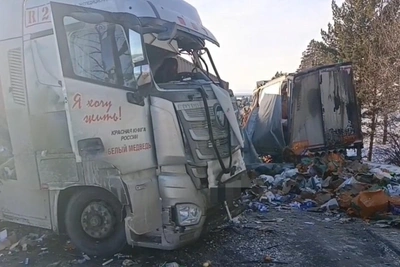 ДТП на трассе Байкал: два грузовика столкнулись в Хилокском округе