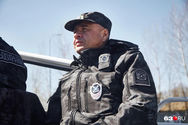 Ярослав Журкин бороздит просторы Волги уже более 30 лет  | Источник: Роман Данилкин / 63.RU 