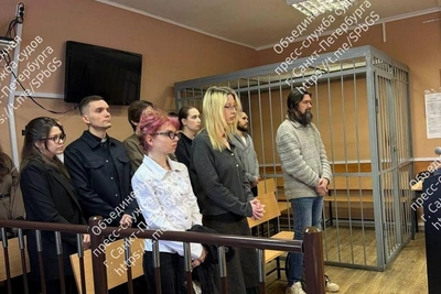 Условный срок за шибари-фотосессию на кладбище