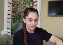 «Ходила на разведку»: за три дня до пропажи Анна Цомартова гуляла по маршруту, который стал для нее роковым