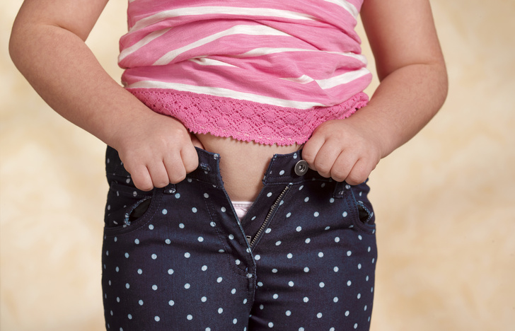 Названы три основных фактора риска развития ожирения у детей