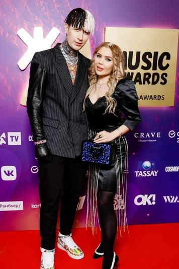 Евгений Ершов и Карина Кросс на премии «Жара Music Awards-2021»