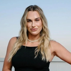 Стала первой белорусской теннисисткой, которая появилась на цифровой обложке Vogue — Арину Соболенко снова обсуждают в Сети