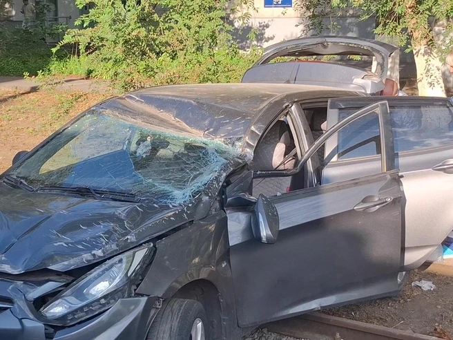 Аварию с пострадавшими спровоцировал 56-летний мужчина на чешском кроссовере | Источник: Тимофей Крылов / V1.RU