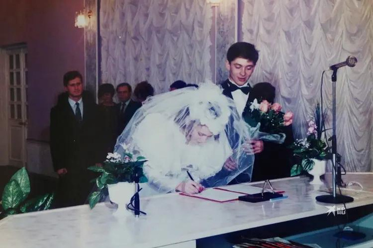 Дмитрий Брекоткин — развод после 22 лет брака, позднее отцовство и слухи о романе с Юлей Михалковой