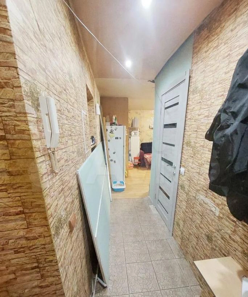 В центре Екатеринбурга выставили на продажу двушку дешевле студии - 9 ...