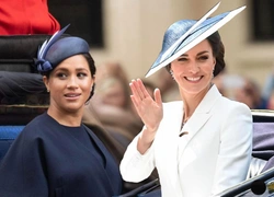 От Елизаветы до Кейт: лучшие образы Trooping the Colour всех времен