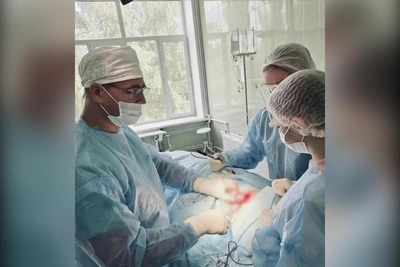 Воронежцу удалили опухоль слюнной железы