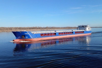 Лоцман запечатлел пробуждение Волги перед навигацией