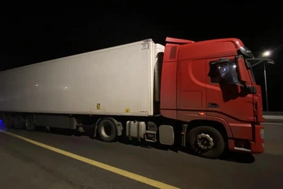Фура насмерть сбила пешехода в Воронежской области