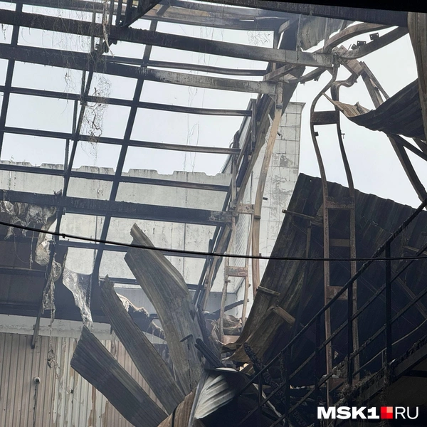 Здание может продолжить рушиться | Источник: Дмитрий Толстошеев / MSK1.RU