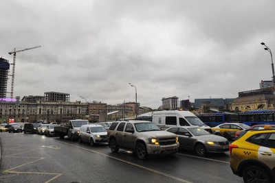 Центр Москвы парализован пробками из-за перекрытий