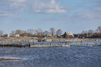 Гидролог: вода на реке Бурла достигла опасной отметки