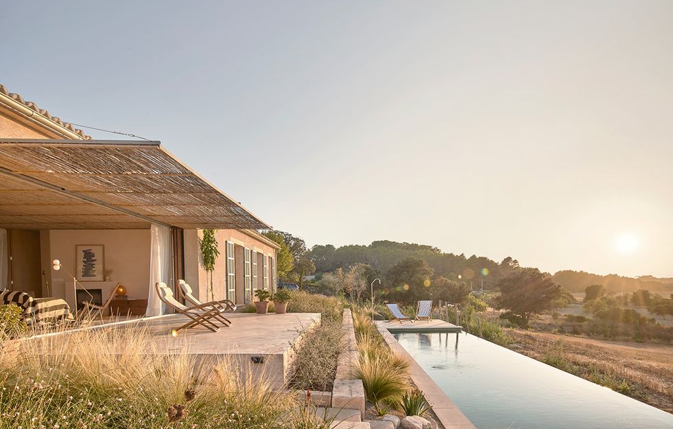 Дом на Майорке с видом на горы Серра-де-Трамунтана | Источник: Хосе Хевиа (José Hevia)